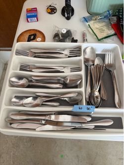 Complete cutlery set