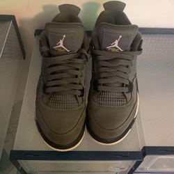 Cool Grey Jordan 4 , Size 6