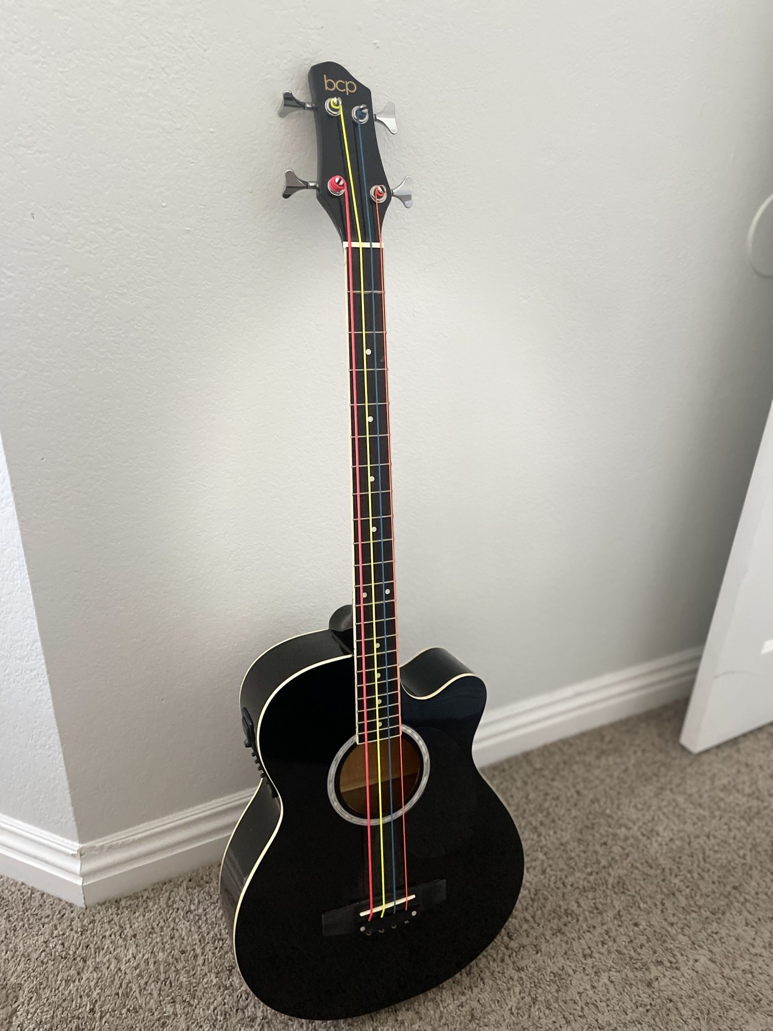 Bajoloche/Acoustic guitar-bass