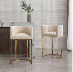 3 brand new chairus bar stools. Gold and cream