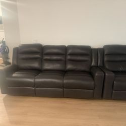 Black Leather Recliners 