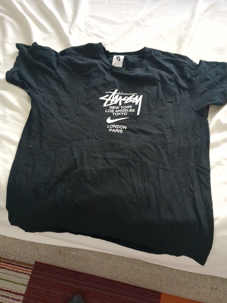 Stussy Tee- Slim Medium