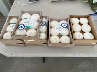 Set of 36 floating candles
