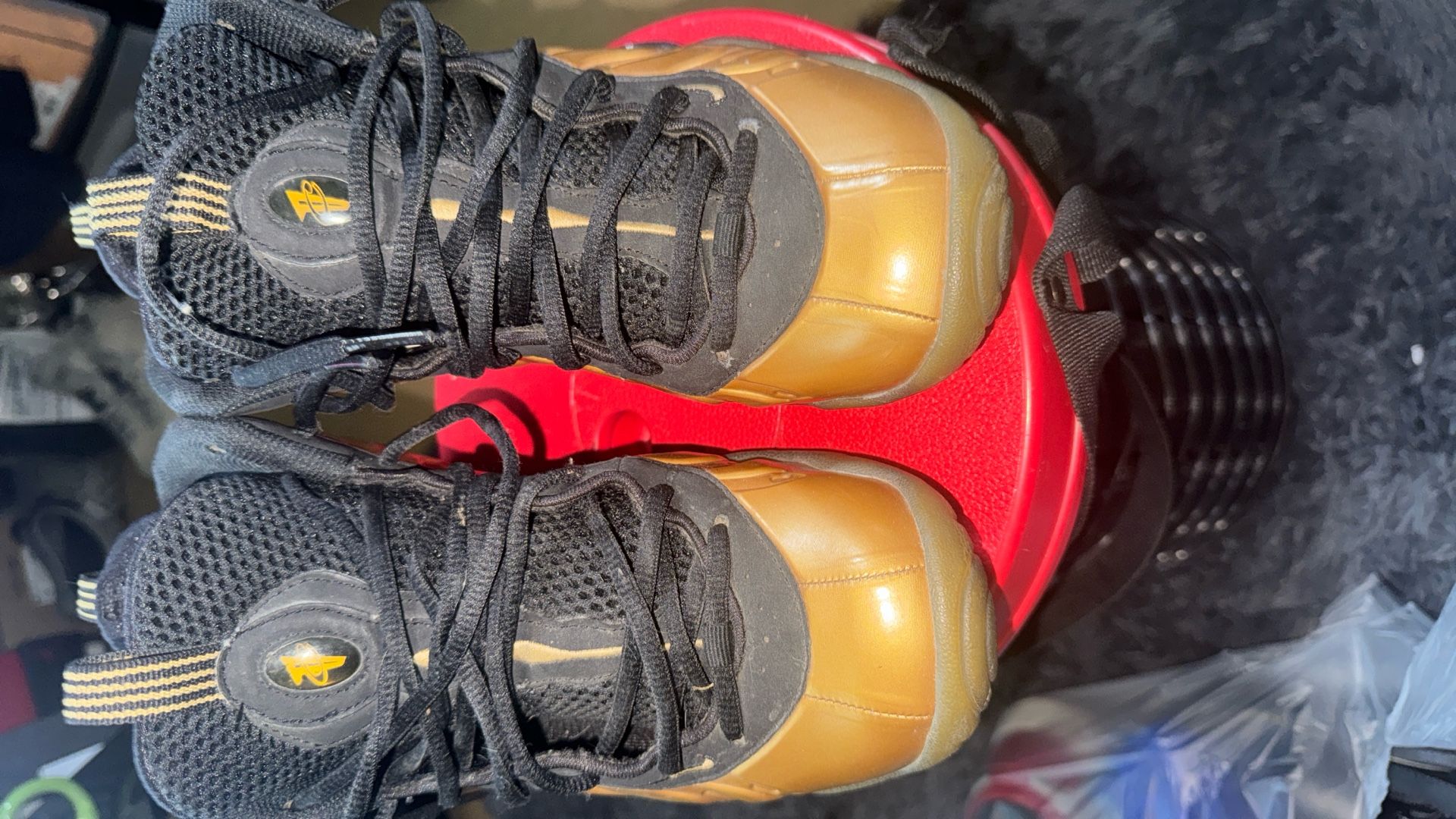 Nike Air Foamposite One – Metallic Gold – Size [6.5y] – Pre Owned Insoles Included No Box