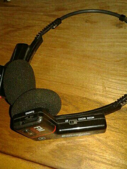 Vintage Panasonic Headphone FM Radio Model Number RF / H3