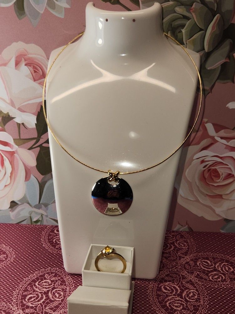 #1771, AVON VINTAGE LOT SET, CHOCKER AND RING Sz 8 
