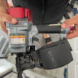 Pistola De Clavos Profesional