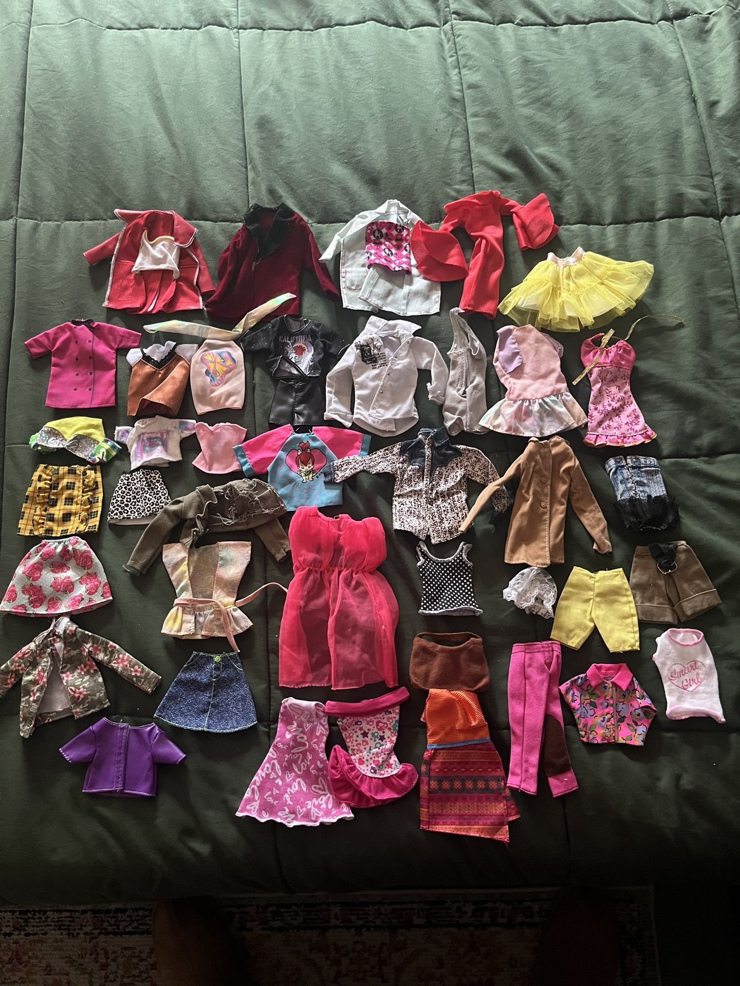 #8 Barbie Clothes