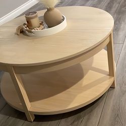 Round Coffee Table 