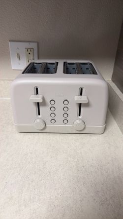 toaster -bella