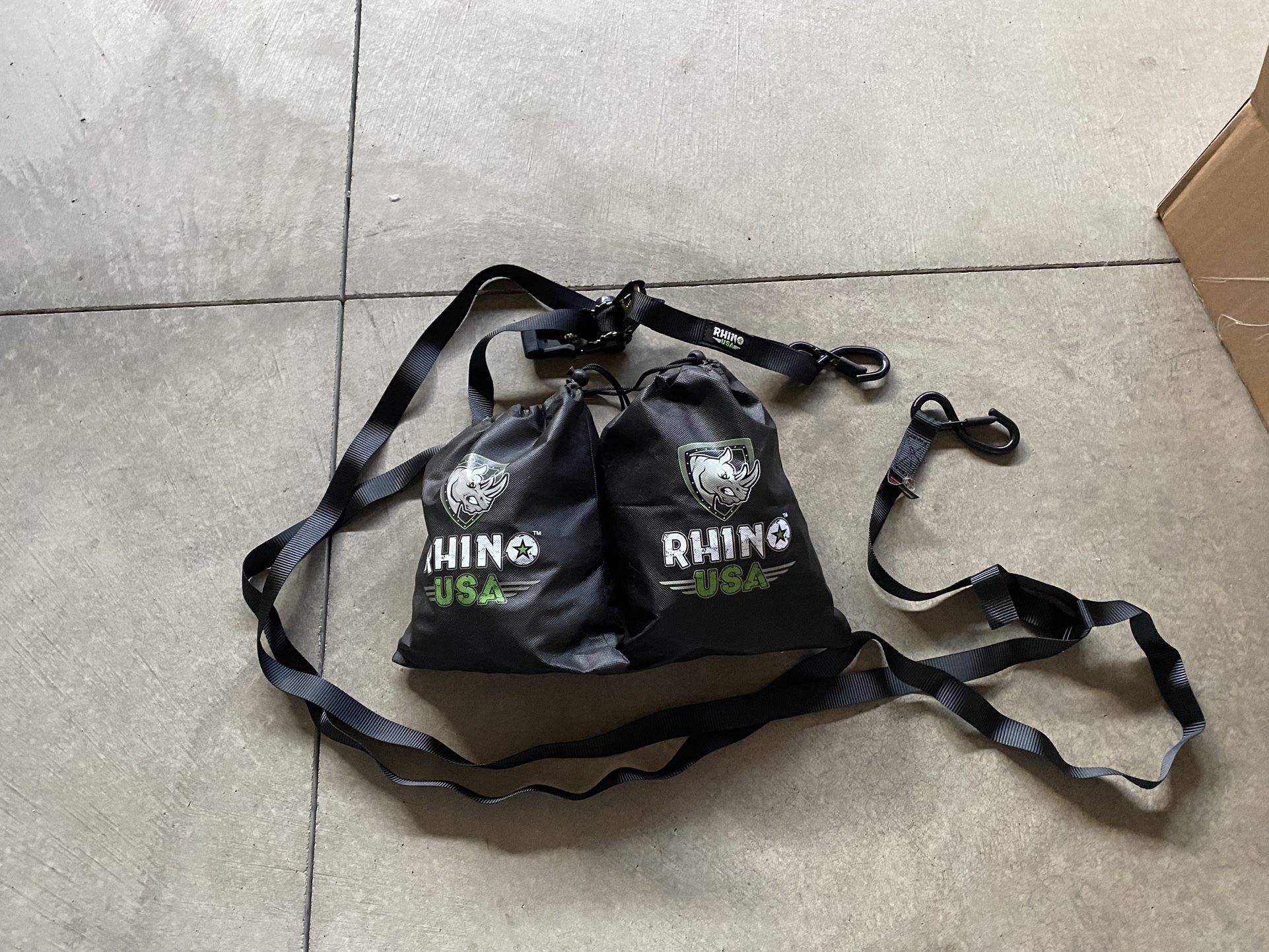 16 Rhino Ratchet Tie Downs