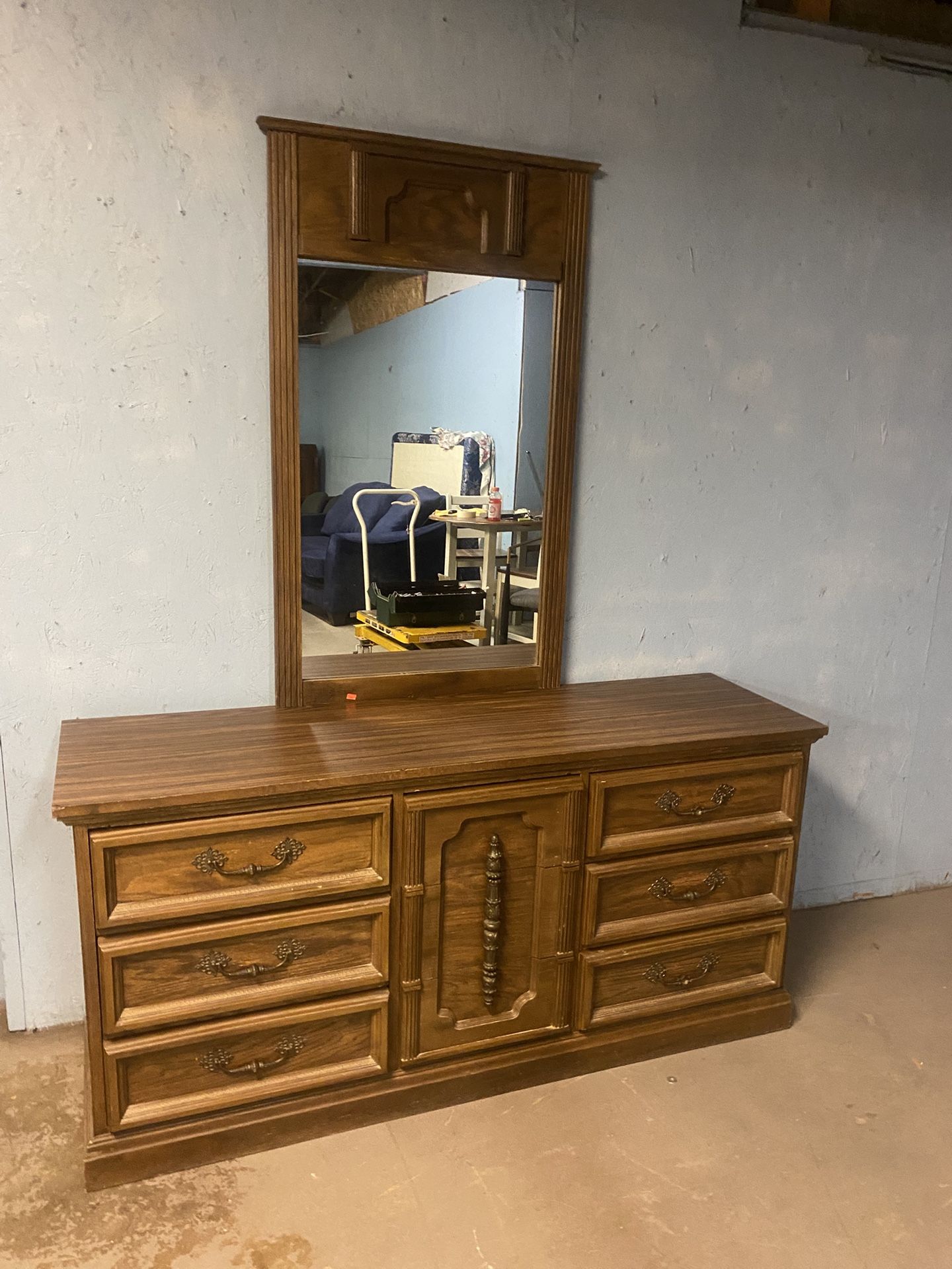 Wooden Dresser with Mirror. Dresser 63inLong X31in.. Mirror 47in Tall X28in