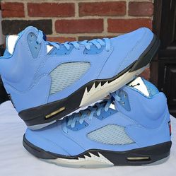 Jordan Air Jordan 5 University Blue DV1310-401 UNC Retro SE High Top Sneaker, size  10M