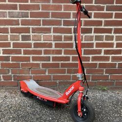 Razor E175 Kids Electric Scooter