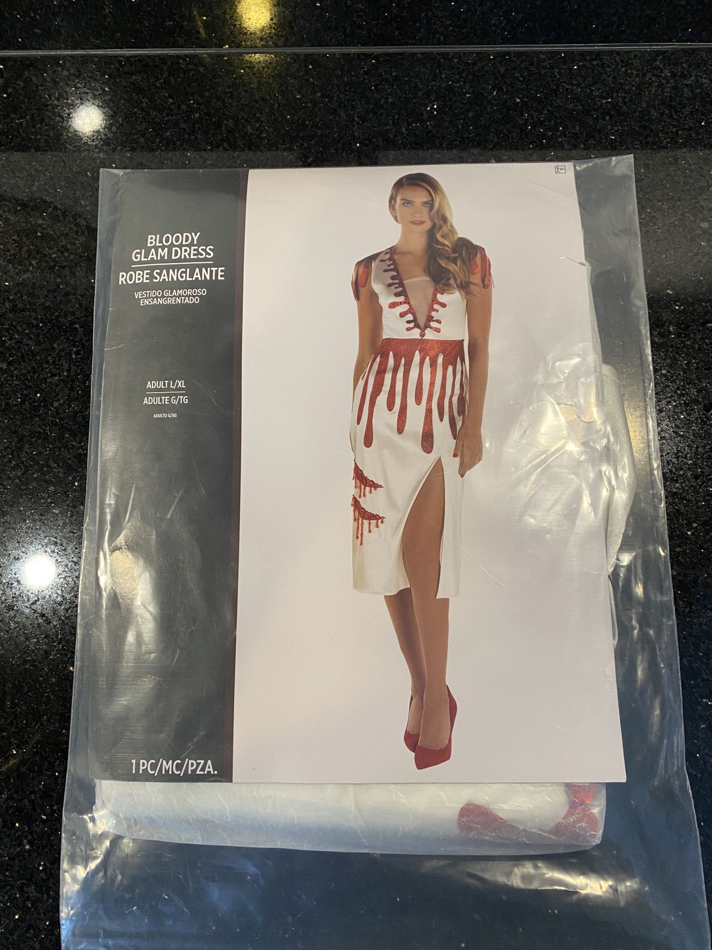 Bloody Glam Novelty Dress Halloween Costume NEW Size L/XL (up to size 16)