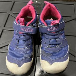 KEEN Size 2 Girls Sneakers