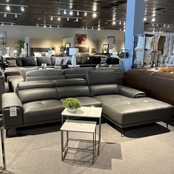 2PC Sectional 