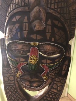 tiki mask/decoration