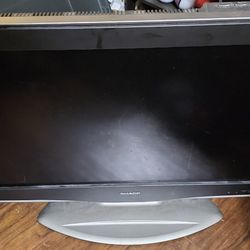 Sharp Aquos 32" TV
