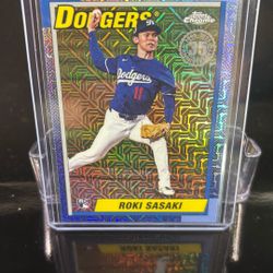2025 Topps Series 2 1990 Topps Chrome Silver Pack Roki Sasaki Rookie #T90C-135