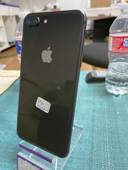 iPhone 8 Plus unlocked 64 gb