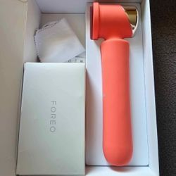 FOREO PEACH 2 IPL hair removing device