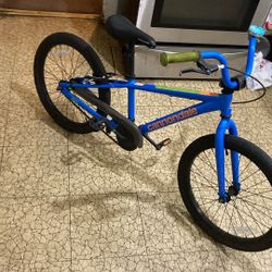 Cannondale Bmx Bike