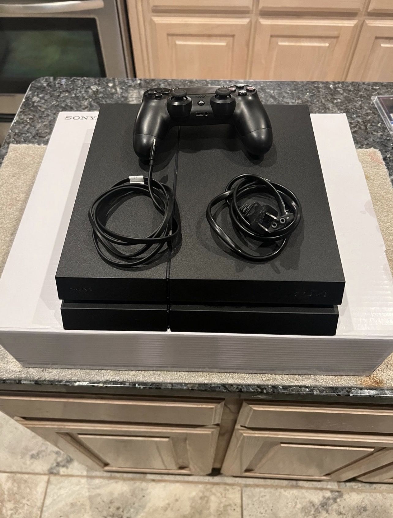 Sony PlayStation 4 500GB CUH-1215A Low Firmware 6.72