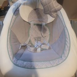 Graco Swing and Bouncer