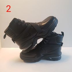 Nike Air Max Goadome "Anthracite " Like New Womens Size 9