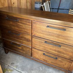 Wooden Soft Closing 6 Drawer Dresser