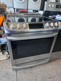 L/G slide-in glass top stove stainless Steel ✔️ everything works good 📌