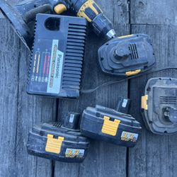 Panasonic 18 Volt 1/2 Drive Drill with 3 Used Batteries & Charger 