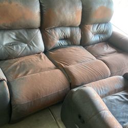 Recliner Couches 