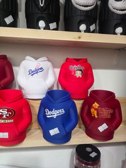 Hoodie-Shaped pen holders and brushes – Various Designs