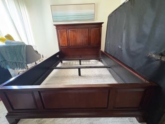 Queen Wood Panel Frame