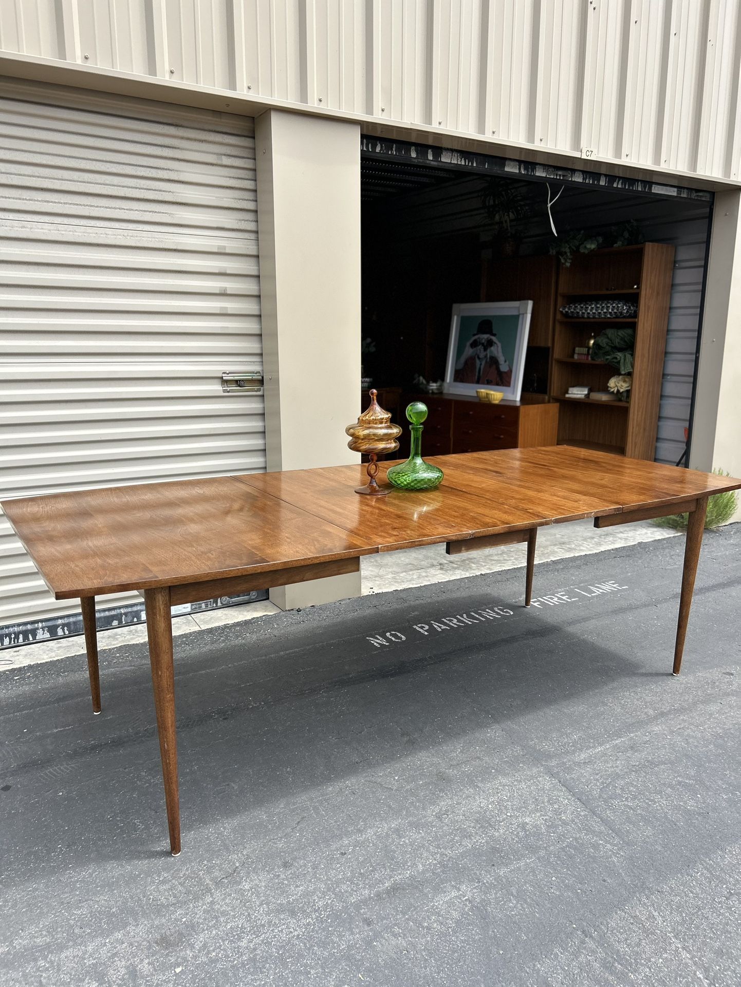 Mid Century Broyhill Walnut Dining Table - 3 Leaves