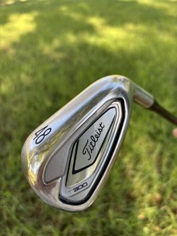 Titleist T300 48° Wedge – Mitsubishi Graphite Shaft – Regular Flex – Right Handed
