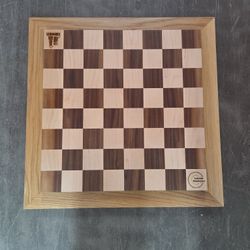 LARGE WOODEN CHESSBOARD AND CARRY CASE