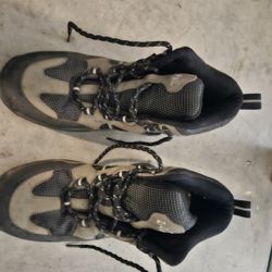 Z-Coil Hiking Boots