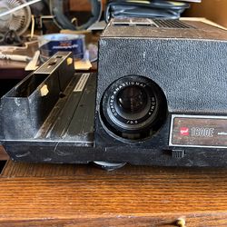 GAF 1600E Slide Projector
