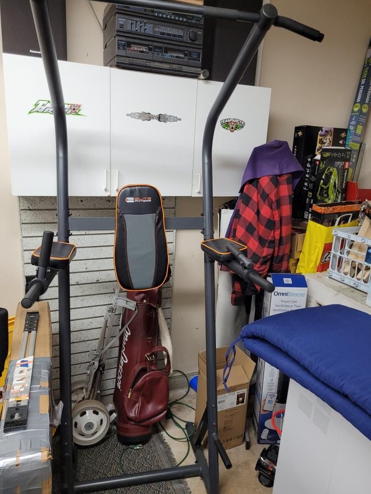 Pull Up Bar, Dip Stand Station