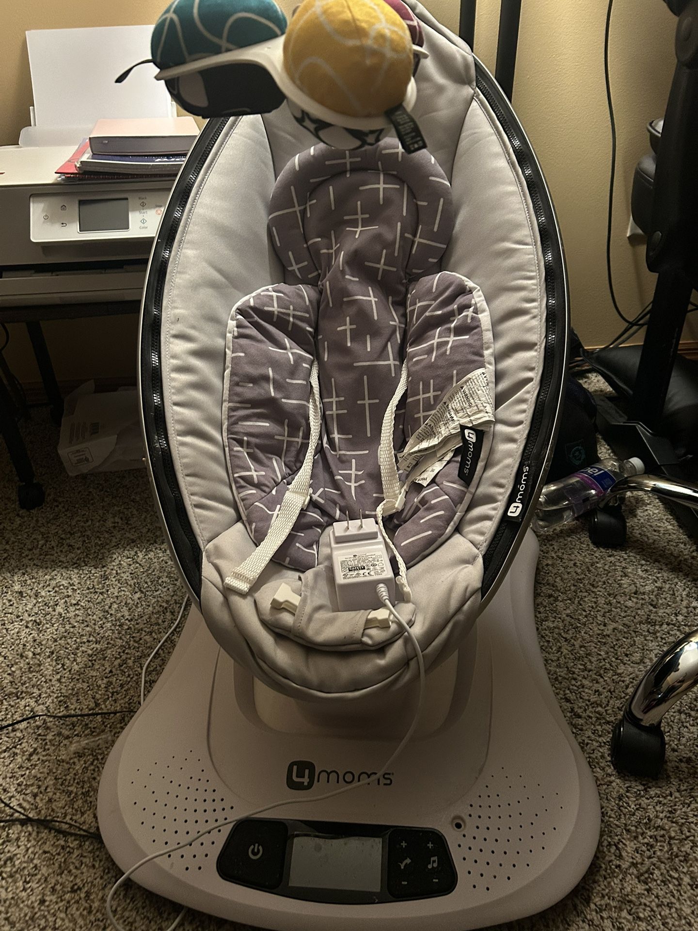 mamaRoo multi-motion baby swing