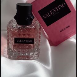 Valentino Born In Roma Perfume 