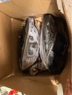 Headlights BMW 320i 328i 330i 335i 340i F30 (12-15) Halo -Chrome