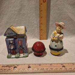 Porcelain/ceramic Hinged Trinket Boxes Lot Of 3 VTG  Unique Collectables 