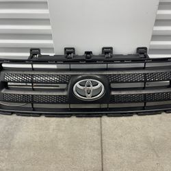 10 11 12 13 Toyota Tundra OEM Grille Grill & Emblem Only 53100-0C220/30/40