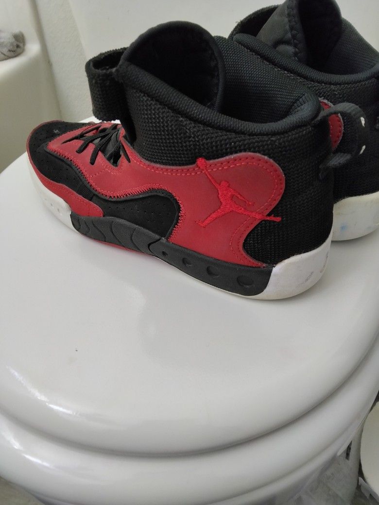 Jordans Jumpman Size 3youth