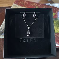 Amethyst Necklace and Earrings 