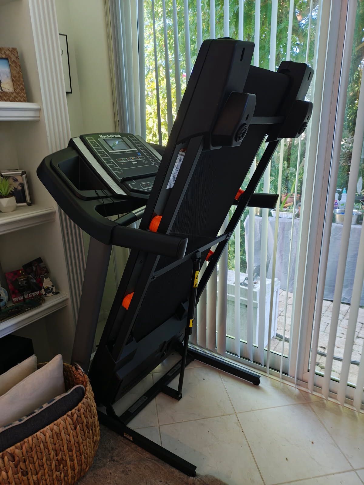 New Year, New You – Home Treadmill for Sale 🏃♀️✨